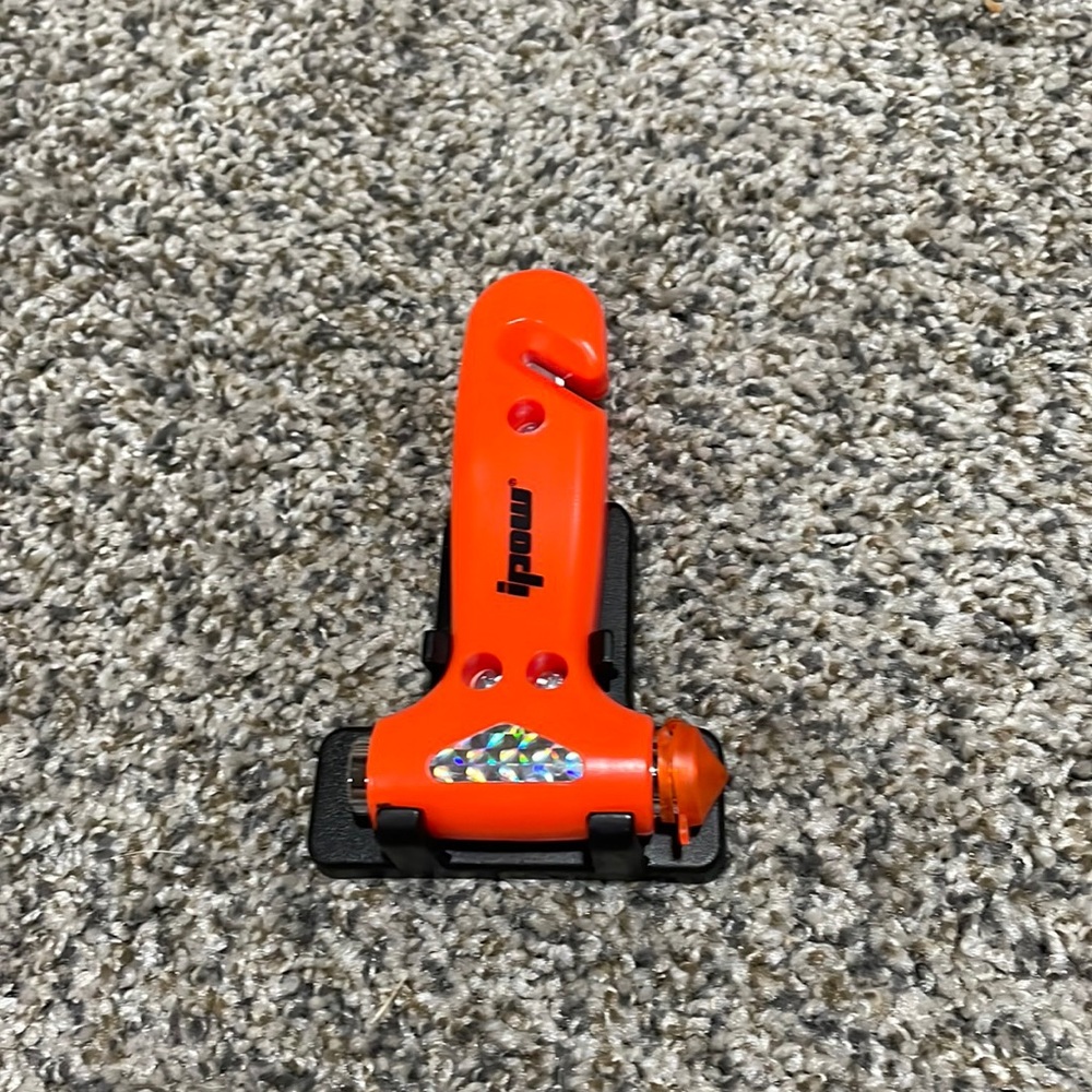 Ipow Emergency Device